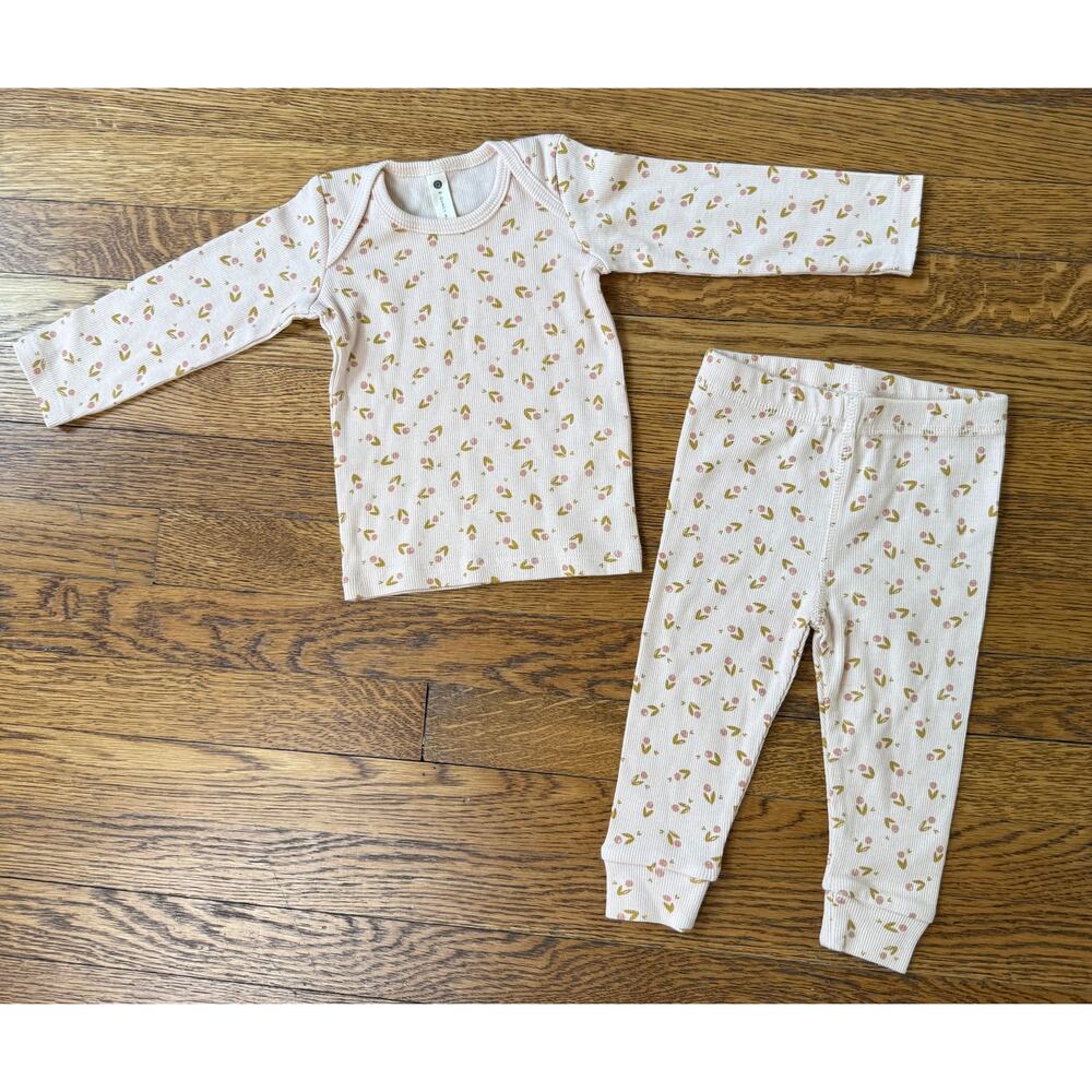 Quincy Mae Floral Ribbed Set Size 6-12 Months
